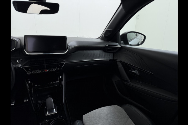 Peugeot e-208 EV GT 350 50 kWh SOH 89% Adap.Cruise 3D-Navi Stoelverwarming 360°Camera Apple Carplay Android Auto Ecc Pdc Privacy Glas Led Isofix DAB Lane Assist Keyless DAB+ 1e Eigenaar Dealeronderhouden Origineel Nederlandse Auto