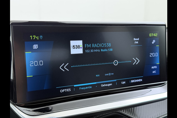 Peugeot e-208 EV GT 350 50 kWh SOH 89% Adap.Cruise 3D-Navi Stoelverwarming 360°Camera Apple Carplay Android Auto Ecc Pdc Privacy Glas Led Isofix DAB Lane Assist Keyless DAB+ 1e Eigenaar Dealeronderhouden Origineel Nederlandse Auto