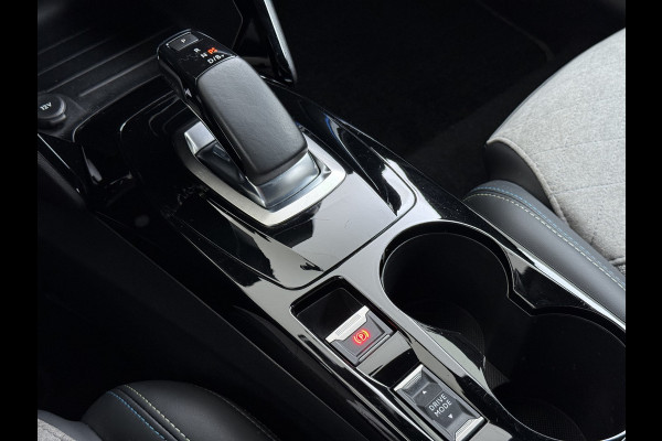 Peugeot e-208 EV GT 350 50 kWh SOH 89% Adap.Cruise 3D-Navi Stoelverwarming 360°Camera Apple Carplay Android Auto Ecc Pdc Privacy Glas Led Isofix DAB Lane Assist Keyless DAB+ 1e Eigenaar Dealeronderhouden Origineel Nederlandse Auto