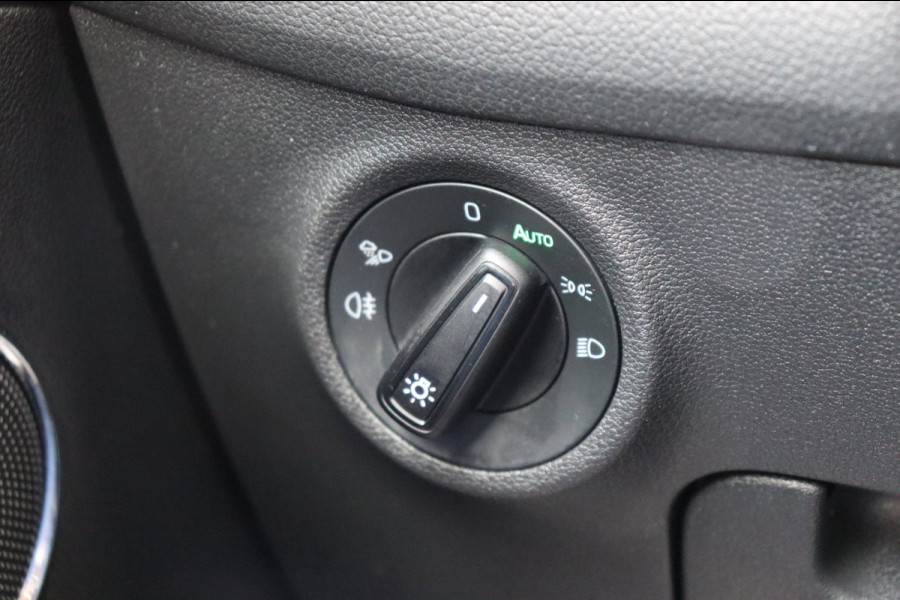 Škoda Kodiaq 1.5 TSI Sportline Business org.NL trekhaak stuurverw el.klep canton camera