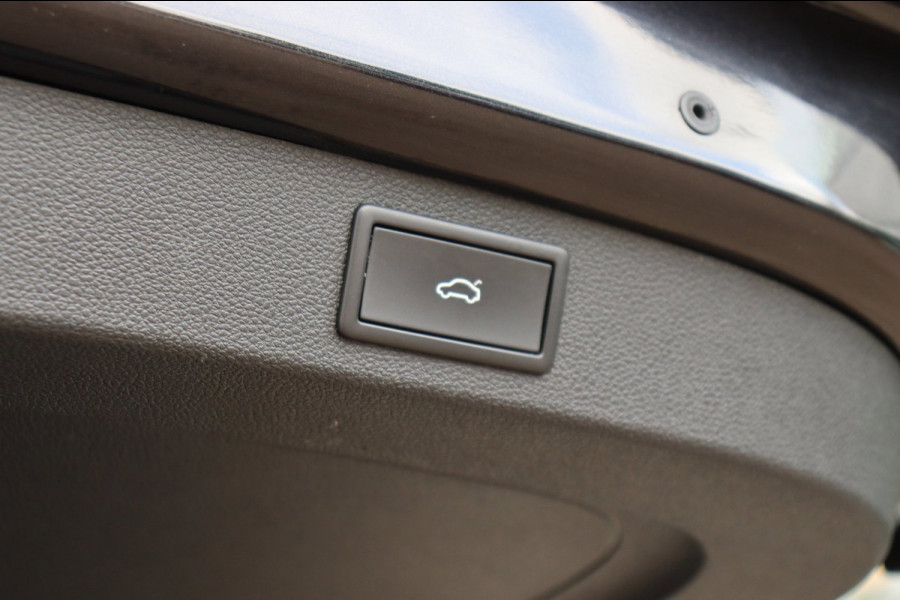 Škoda Kodiaq 1.5 TSI Sportline Business org.NL trekhaak stuurverw el.klep canton camera