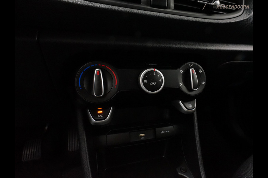 Kia Picanto 1.0 DPi ComfortLine Luxe (CRUISE CONTROL,AIRCONDITIONING,DAB RADIO,COMFORTSTOELEN,ACHTERRUITVERWARMING,TOPCONDITIE)