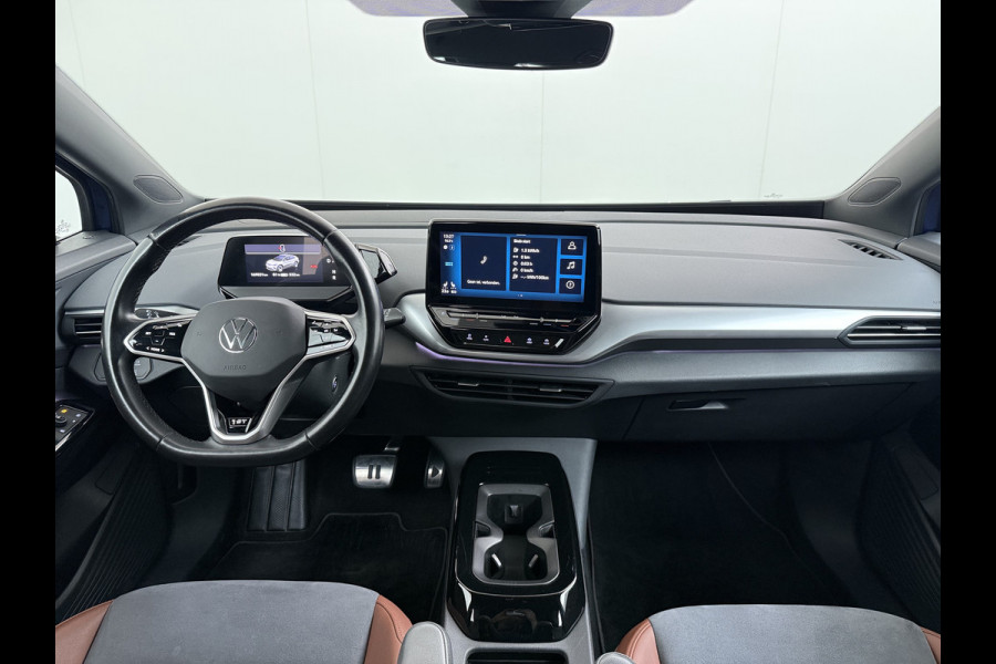 Volkswagen ID.4 1st 82kWh SOH 89,4% Trekhaak Warmtepomp Navi Ecc Camera Stoel+Stuurverwarming Apple Carplay Android Auto Pdc Lmv 20" Privacy Glas Led Isofix Voorruitverwarming DAB Rijstrooksensor 1.000KG Trekgewicht 1e Eigenaar Dealeronderhouden Origineel Nederlandse Auto