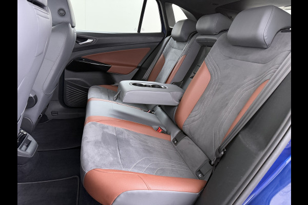 Volkswagen ID.4 1st 82kWh SOH 89,4% Trekhaak Warmtepomp Navi Ecc Camera Stoel+Stuurverwarming Apple Carplay Android Auto Pdc Lmv 20" Privacy Glas Led Isofix Voorruitverwarming DAB Rijstrooksensor 1.000KG Trekgewicht 1e Eigenaar Dealeronderhouden Origineel Nederlandse Auto