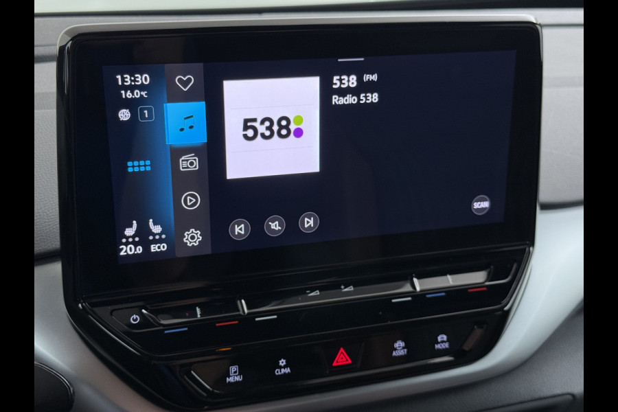 Volkswagen ID.4 1st 82kWh SOH 89,4% Trekhaak Warmtepomp Navi Ecc Camera Stoel+Stuurverwarming Apple Carplay Android Auto Pdc Lmv 20" Privacy Glas Led Isofix Voorruitverwarming DAB Rijstrooksensor 1.000KG Trekgewicht 1e Eigenaar Dealeronderhouden Origineel Nederlandse Auto