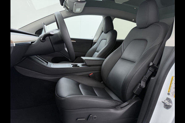 Tesla Model Y RWD 300PK LFP Accu SOH 92,5% Trekhaak Warmtepomp Leder Navi Ecc Adap.Cruise Panoramadak Camera's Stuur+Stoelverwarming Led Traffic-Aware Cruise Control Toybox Elek.Achterklep 1.600KG Trekgewicht 1e Eigenaar Origineel Nederlandse Auto