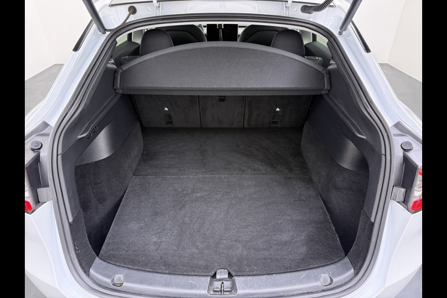 Tesla Model Y RWD 300PK LFP Accu SOH 92,5% Trekhaak Warmtepomp Leder Navi Ecc Adap.Cruise Panoramadak Camera's Stuur+Stoelverwarming Led Traffic-Aware Cruise Control Toybox Elek.Achterklep 1.600KG Trekgewicht 1e Eigenaar Origineel Nederlandse Auto