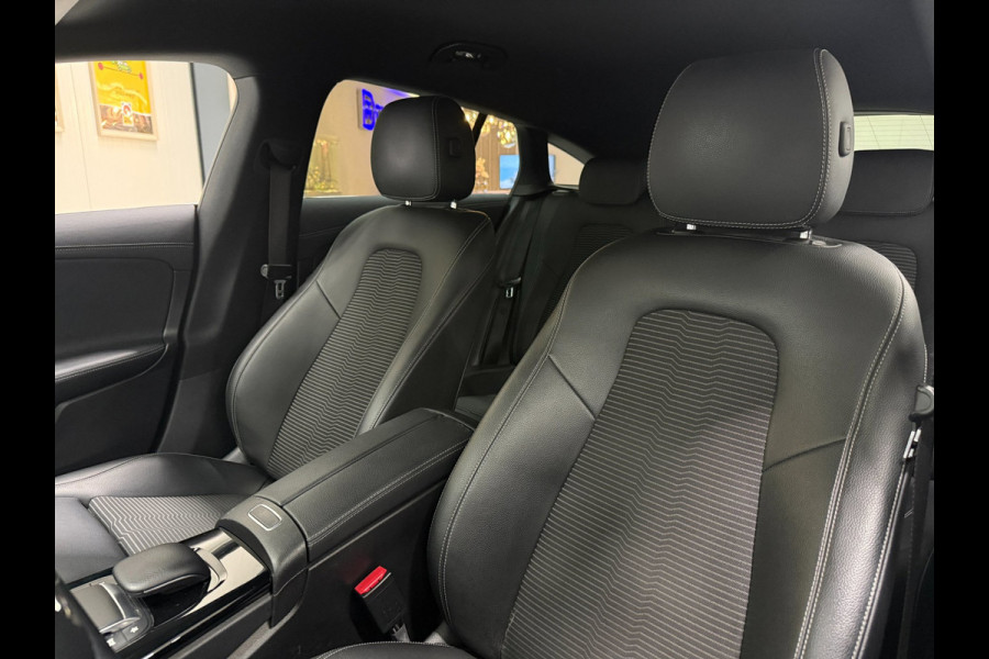 Mercedes-Benz CLA-Klasse Shooting Brake 200 Shooting Brake Aut. | CarPlay | Leder | LED | Navi | PDC | 19 Inch
