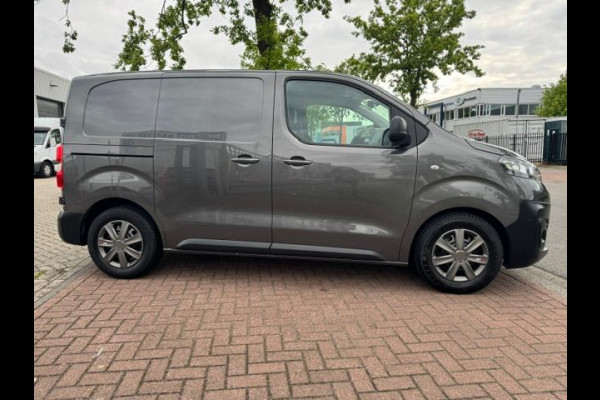 Opel Vivaro 2.0 CDTI Edition Automaat Euro6 51.000km Airco,Navigatie,Camera,3Zits