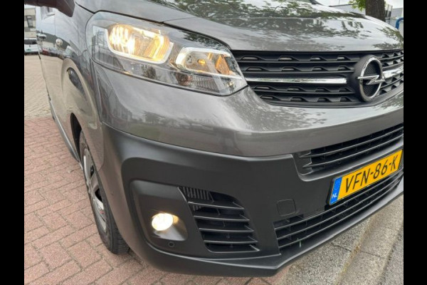 Opel Vivaro 2.0 CDTI Edition Automaat Euro6 51.000km Airco,Navigatie,Camera,3Zits
