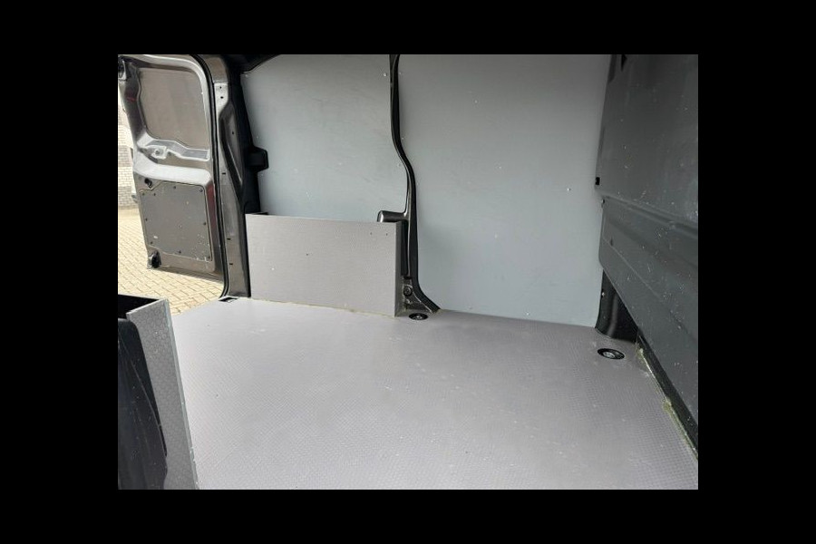 Opel Vivaro 2.0 CDTI Edition Automaat Euro6 51.000km Airco,Navigatie,Camera,3Zits