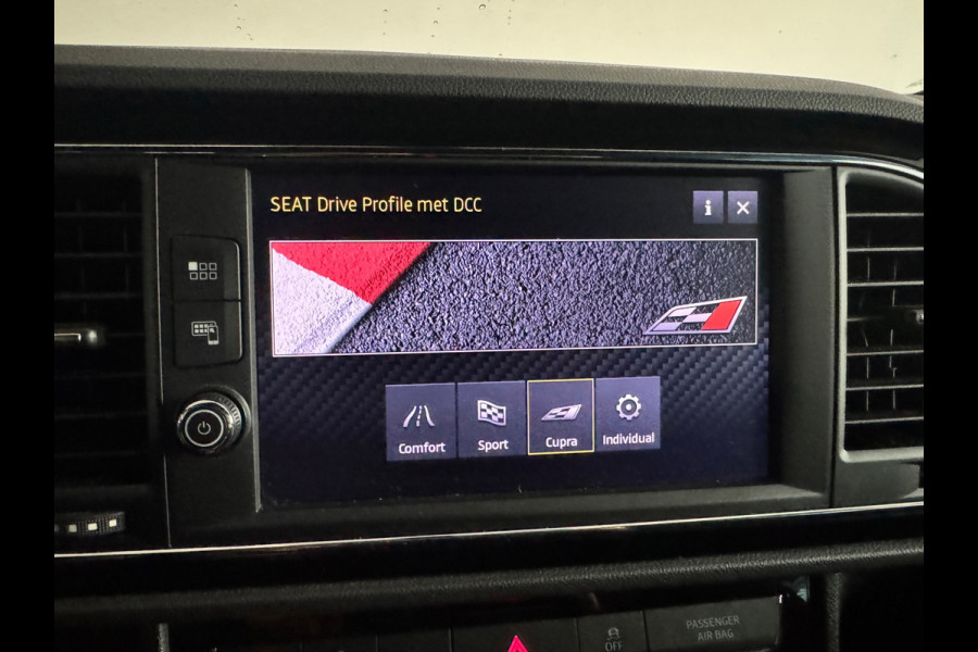 Seat Leon 2.0 TSI CUPRA 300 Sfeer|Concaver|Kuip|Keyless|Camera
