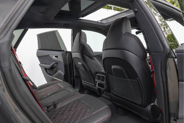 Audi SQ8 4.0 TFSI 507pk Quattro Pano B&O S-stoelen Standkachel HuD 23''