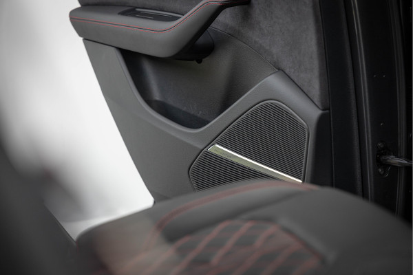 Audi SQ8 4.0 TFSI 507pk Quattro Pano B&O S-stoelen Standkachel HuD 23''