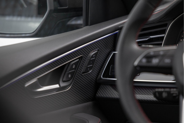Audi SQ8 4.0 TFSI 507pk Quattro Pano B&O S-stoelen Standkachel HuD 23''