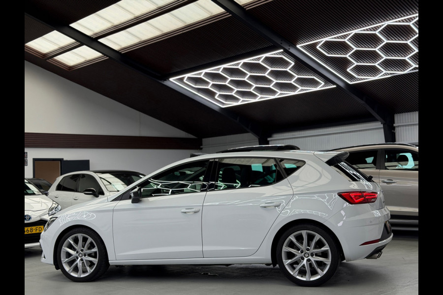 Seat Leon 1.5 TSI FR Edition Panorama CarPlay