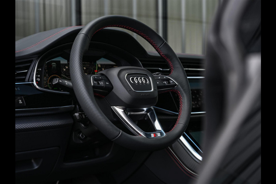 Audi Q8 60 TFSI e quattro Pro Line S Competition | S- Seats | Achterasbesturing | B&O advanced | Soft close | Trekhaak | Ambiance plus pakket | Memory seats | Carobn inleg