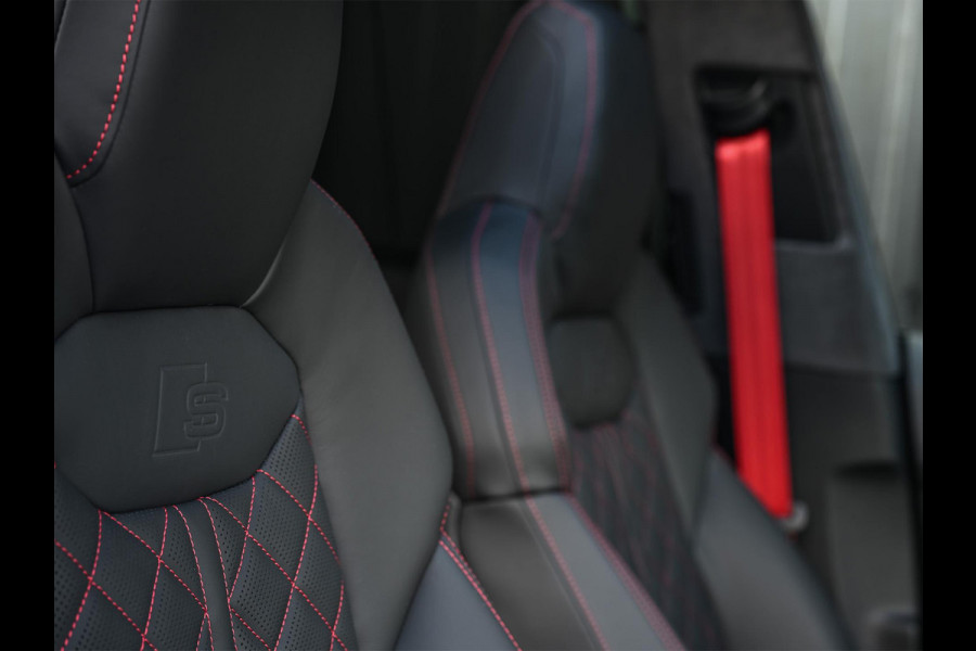 Audi Q8 60 TFSI e quattro Pro Line S Competition | S- Seats | Achterasbesturing | B&O advanced | Soft close | Trekhaak | Ambiance plus pakket | Memory seats | Carobn inleg
