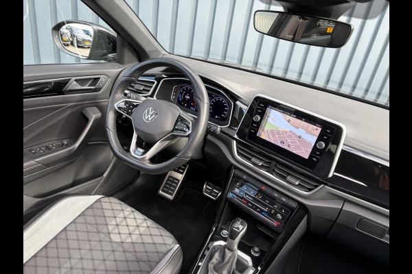 Volkswagen T-Roc 1.5 TSI R-Line Business+ | Pano | Afnb. Trekhaak | Keyless | Elk. A-klep | Side Assist | Camera | IQ Light | 19'' | Prijs Rijklaar!!