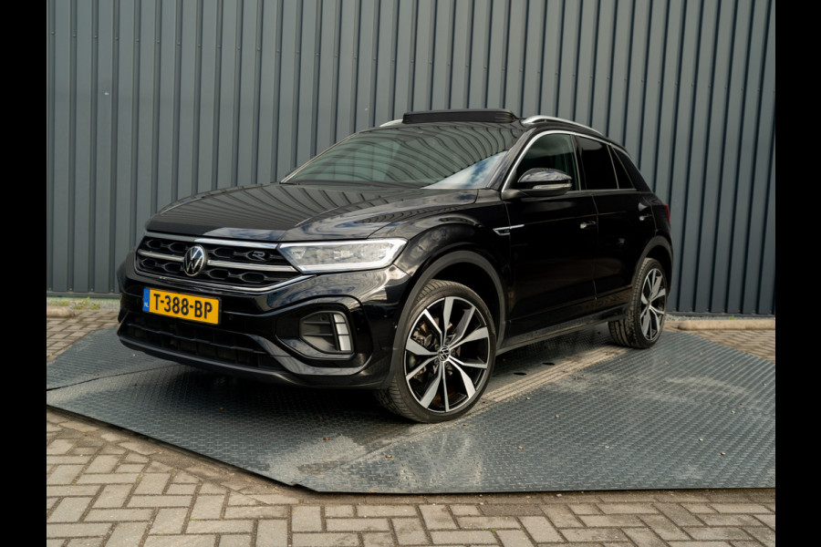 Volkswagen T-Roc 1.5 TSI R-Line Business+ | Pano | Afnb. Trekhaak | Keyless | Elk. A-klep | Side Assist | Camera | IQ Light | 19'' | Prijs Rijklaar!!