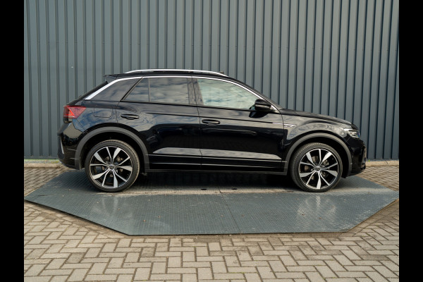Volkswagen T-Roc 1.5 TSI R-Line Business+ | Pano | Afnb. Trekhaak | Keyless | Elk. A-klep | Side Assist | Camera | IQ Light | 19'' | Prijs Rijklaar!!