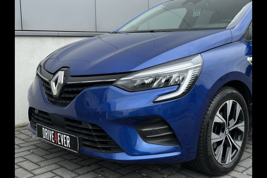 Renault Clio 1.0 TCe LIMITED 2022 NAVI PDC AIRCO SPORTVELGEN ELEK PAKKET