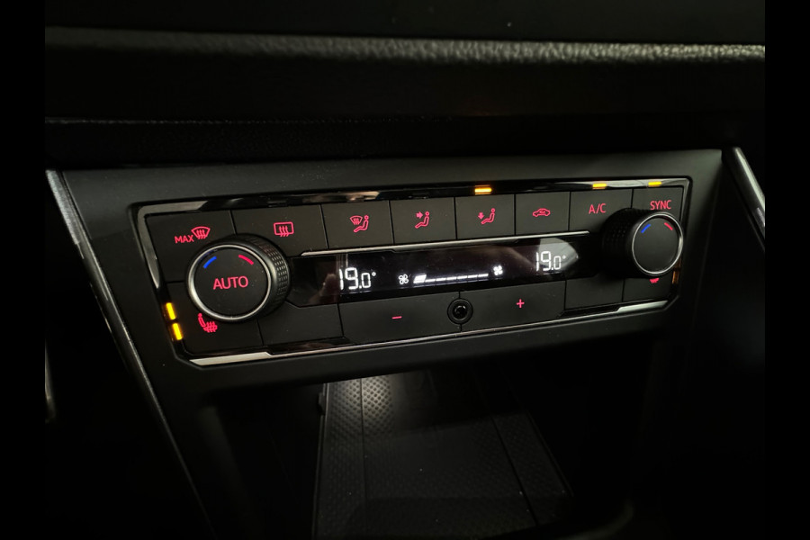 Volkswagen Polo 2.0 TSI GTI Pano|Beats|Camera|Keyless|Dodehoek