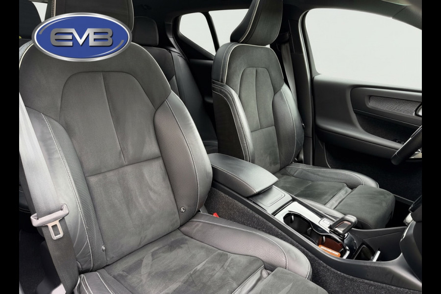 Volvo XC40 Recharge P8 AWD 408 pk R-Design, panoramadak, trekhaak, harman cardon, VOL OPTIES, NL auto met nap