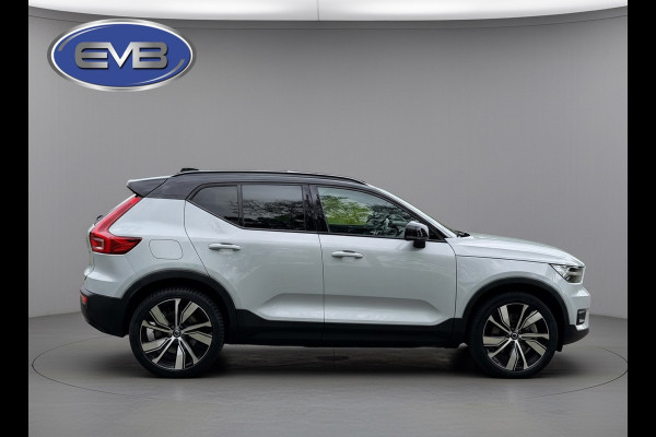 Volvo XC40 Recharge P8 AWD 408 pk R-Design, panoramadak, trekhaak, harman cardon, VOL OPTIES, NL auto met nap