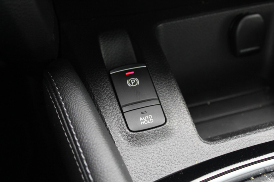 Nissan QASHQAI 1.3 DIG-T Tekna 160pk / Trekhaak / Panoramadak / 360Camera / 19'' / Navigatie / Keyless / Stoelverwarming / DAB / Cruise Control