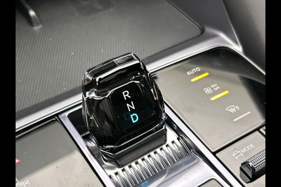 BYD SEAL U 1.5 DM-i FWD Boost PHEV 218PK, *GEEN AFLEVERKOSTEN*, Pano/Dak, Head/Up Adapt.Cruise/Control, 360-Camera, 2026 NEW, BTW!