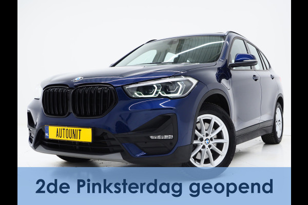 BMW X1 xDrive25e High Executive Shadow | Panoramadak | Head Up | Leder | Camera | Stoelverwarming | LED