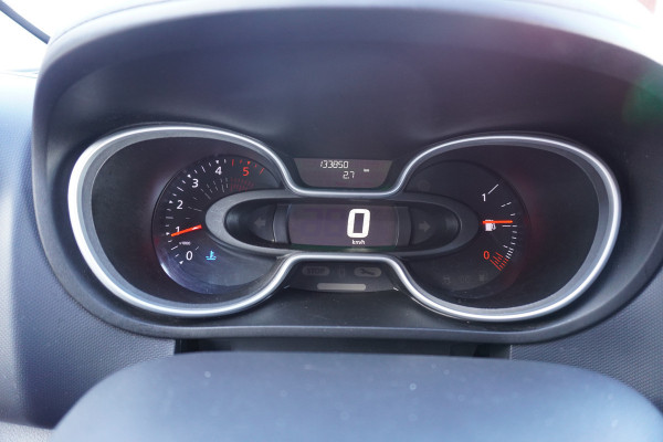 Renault Trafic Passenger 2.0 dCi 120PK Grand Life 9 Persoons nr. V037 | Airco | Cruise | Navi