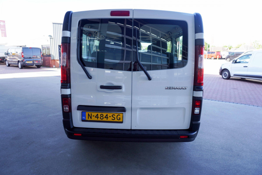 Renault Trafic Passenger 2.0 dCi 120PK Grand Life 9 Persoons nr. V037 | Airco | Cruise | Navi