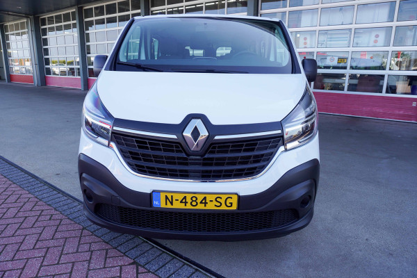 Renault Trafic Passenger 2.0 dCi 120PK Grand Life 9 Persoons nr. V037 | Airco | Cruise | Navi