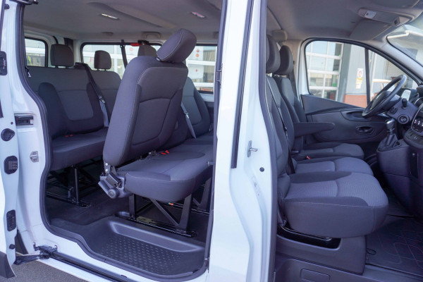 Renault Trafic Passenger 2.0 dCi 120PK Grand Life 9 Persoons nr. V037 | Airco | Cruise | Navi