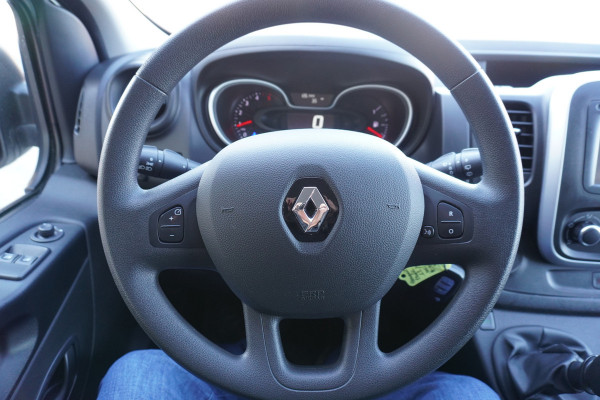 Renault Trafic Passenger 2.0 dCi 120PK Grand Life 9 Persoons nr. V037 | Airco | Cruise | Navi