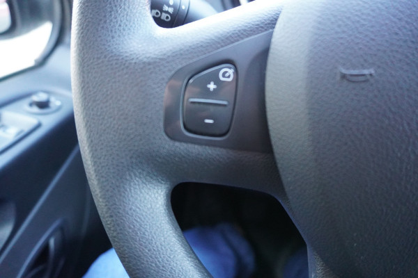 Renault Trafic Passenger 2.0 dCi 120PK Grand Life 9 Persoons nr. V037 | Airco | Cruise | Navi