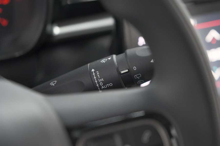 Citroën C3 PureTech 82 S&S Feel | Parkeersensoren | Climate Control | Navigatie | Pack Visibility