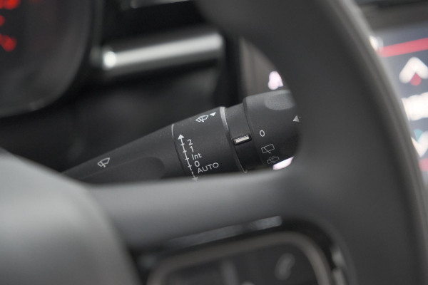 Citroën C3 PureTech 82 S&S Feel | Parkeersensoren | Climate Control | Navigatie | Pack Visibility
