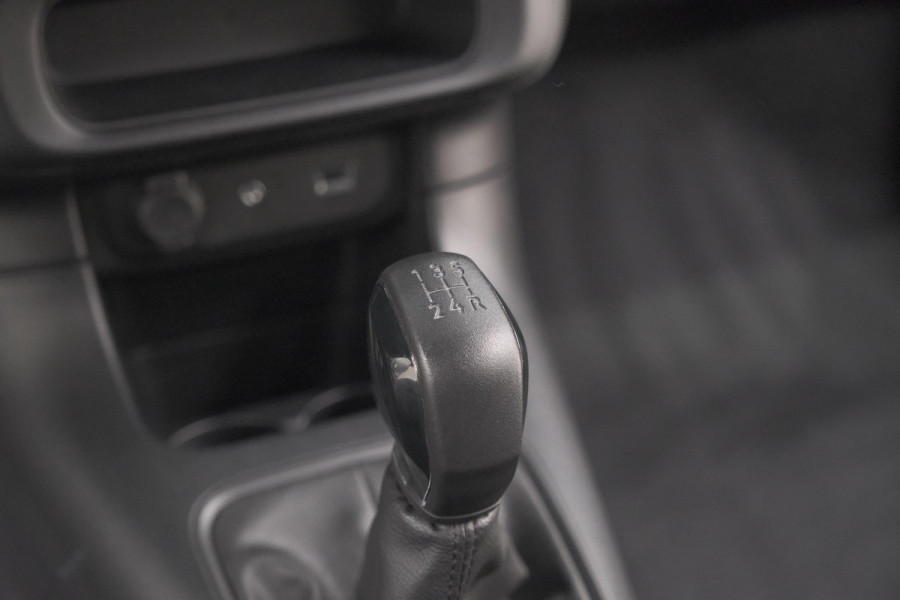 Citroën C3 PureTech 82 S&S Feel | Parkeersensoren | Climate Control | Navigatie | Pack Visibility