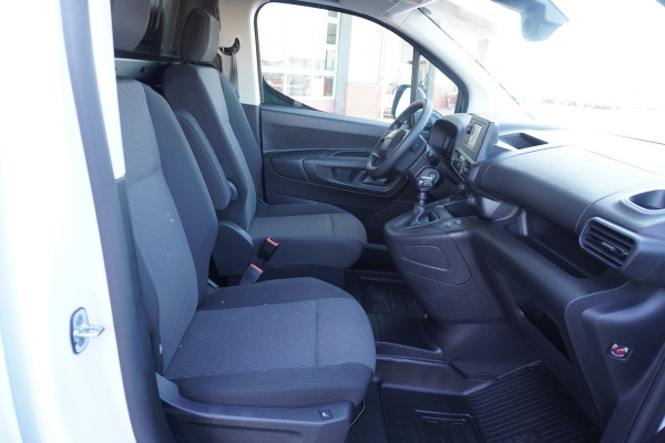 Toyota PROACE CITY 1.5 D-4D 100PK nr. V048 | Airco | Cruise | Trekhaak | DAB