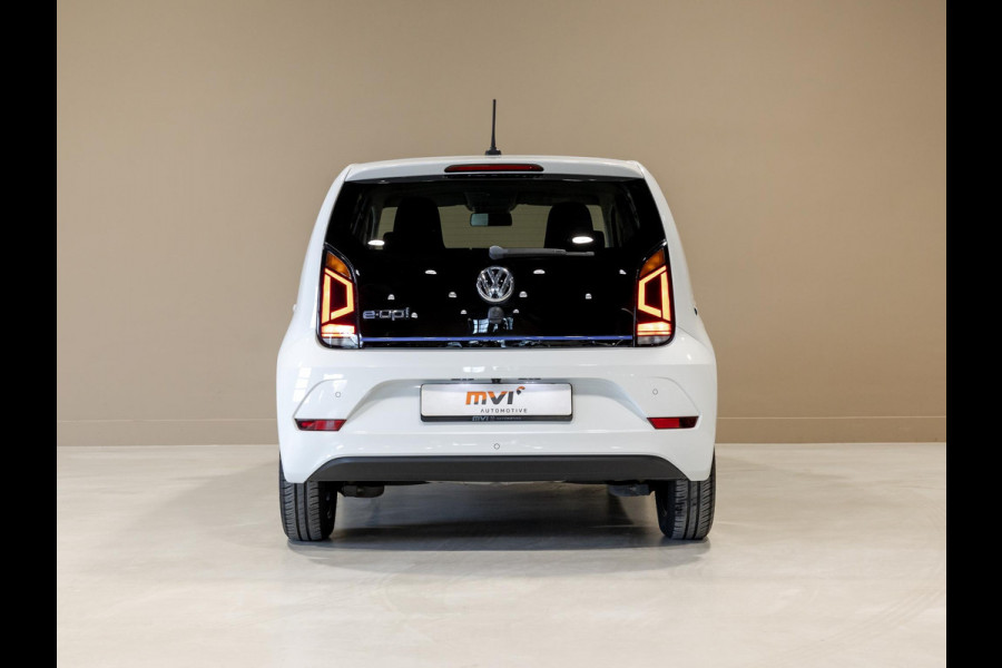 Volkswagen e-Up! e-up! / 83pk / SOH 92% / Achteruitrij camera / Cruise control / Parkeer sensoren /