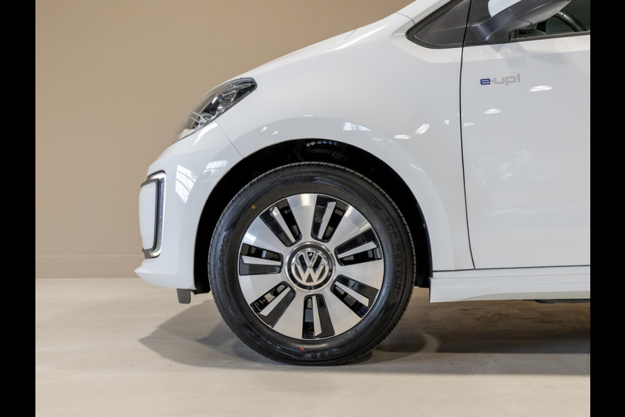 Volkswagen e-Up! e-up! / 83pk / SOH 92% / Achteruitrij camera / Cruise control / Parkeer sensoren /
