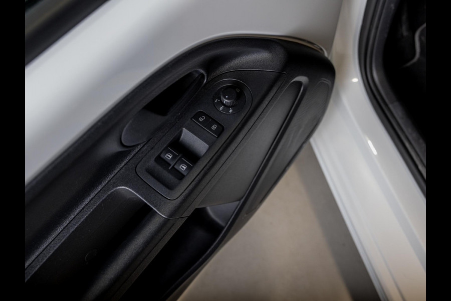 Volkswagen e-Up! e-up! / 83pk / SOH 92% / Achteruitrij camera / Cruise control / Parkeer sensoren /