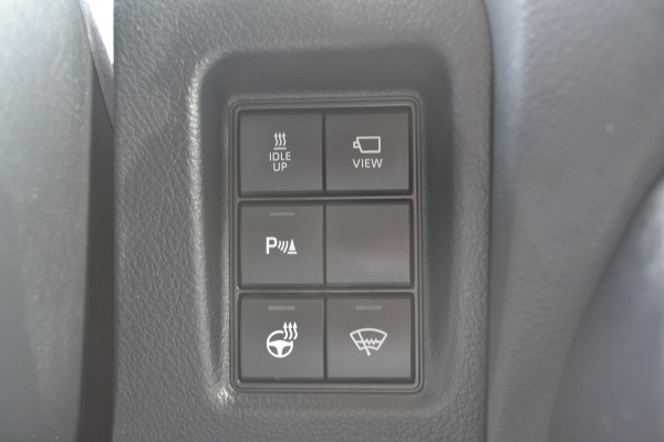 Toyota Land Cruiser 150 2.8 D-4D-F Professional Black line Window Van