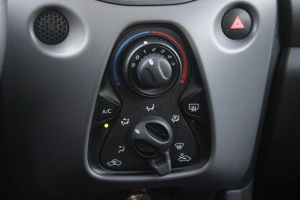 Peugeot 108 1.0 e-VTi 72PK ACTIVE | AIRCO | BLUETOOTH AUDIO | ELEKTRISCHE RAMEN | AUX/USB |