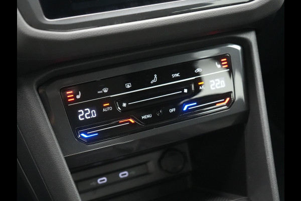 Volkswagen Tiguan 1.4 TSI eHybrid Elegance PHEV 245pk | Adaptive Cruise | Camera | Sfeerverlichting | Stoelen & Stuur Verwarmd | Apple Carplay | Navigatie | DAB | Virtual | Plug In Hybrid |