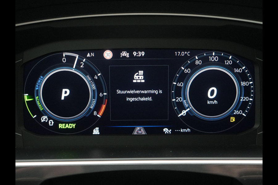 Volkswagen Tiguan 1.4 TSI eHybrid Elegance PHEV 245pk | Adaptive Cruise | Camera | Sfeerverlichting | Stoelen & Stuur Verwarmd | Apple Carplay | Navigatie | DAB | Virtual | Plug In Hybrid |