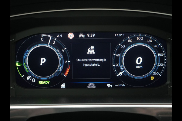Volkswagen Tiguan 1.4 TSI eHybrid Elegance PHEV 245pk | Adaptive Cruise | Camera | Sfeerverlichting | Stoelen & Stuur Verwarmd | Apple Carplay | Navigatie | DAB | Virtual | Plug In Hybrid |